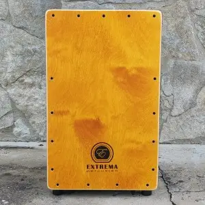 Tapa de abedul teñida en amarillo del cajon flamenco Eclipse Tapa Amarilla